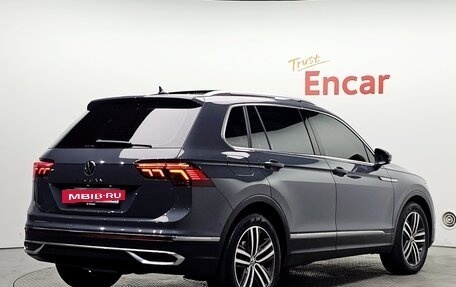 Volkswagen Tiguan II, 2024 год, 3 150 000 рублей, 3 фотография