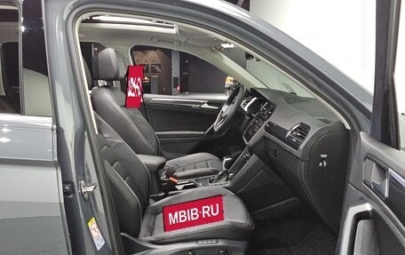 Volkswagen Tiguan II, 2024 год, 3 150 000 рублей, 15 фотография
