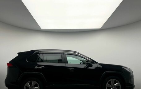Toyota RAV4, 2021 год, 3 452 000 рублей, 8 фотография
