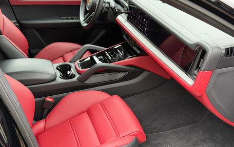 Porsche Cayenne III, 2024 год, 15 300 000 рублей, 9 фотография