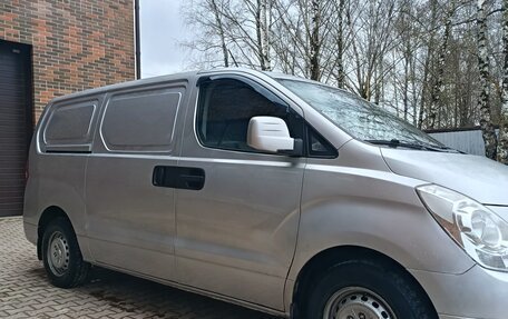 Hyundai Grand Starex Grand Starex I рестайлинг 2, 2009 год, 870 000 рублей, 2 фотография