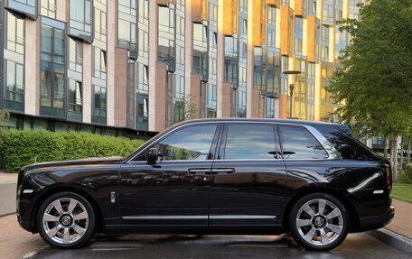 Rolls-Royce Cullinan, 2022 год, 31 900 000 рублей, 2 фотография