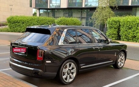Rolls-Royce Cullinan, 2022 год, 31 900 000 рублей, 5 фотография