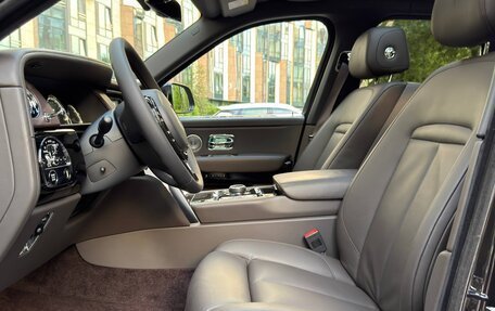 Rolls-Royce Cullinan, 2022 год, 31 900 000 рублей, 20 фотография