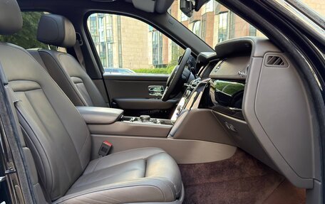 Rolls-Royce Cullinan, 2022 год, 31 900 000 рублей, 31 фотография