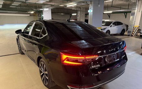 Skoda Superb III рестайлинг, 2025 год, 3 100 000 рублей, 6 фотография