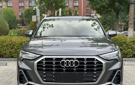 Audi Q3, 2022 год, 2 420 000 рублей, 2 фотография