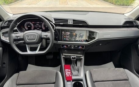Audi Q3, 2022 год, 2 420 000 рублей, 8 фотография