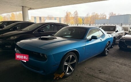 Dodge Challenger III рестайлинг 2, 2015 год, 2 753 700 рублей, 2 фотография