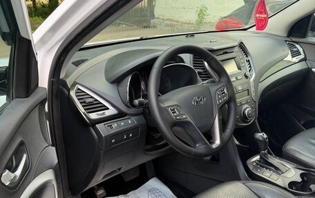 Hyundai Santa Fe III рестайлинг, 2012 год, 1 750 000 рублей, 4 фотография