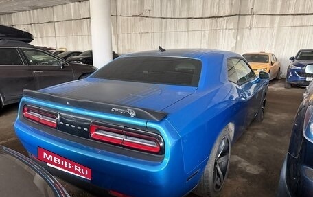 Dodge Challenger III рестайлинг 2, 2015 год, 2 753 700 рублей, 4 фотография