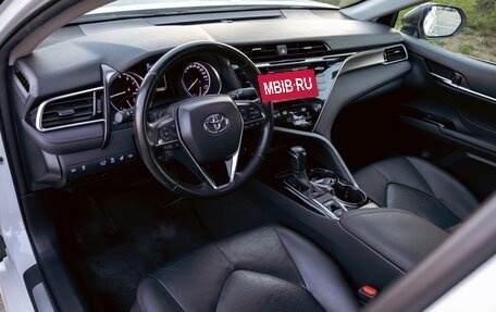 Toyota Camry, 2020 год, 2 895 000 рублей, 13 фотография