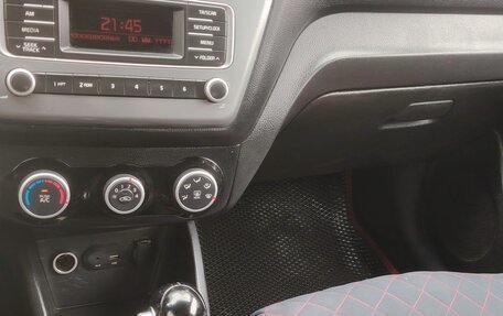 KIA Rio III рестайлинг, 2016 год, 370 000 рублей, 9 фотография