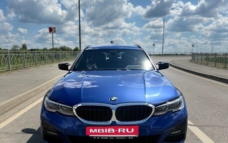 BMW 3 серия, 2019 год, 3 700 000 рублей, 2 фотография