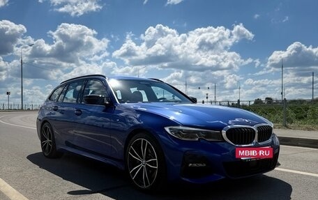 BMW 3 серия, 2019 год, 3 700 000 рублей, 3 фотография