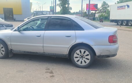 Audi A4, 2000 год, 300 000 рублей, 4 фотография