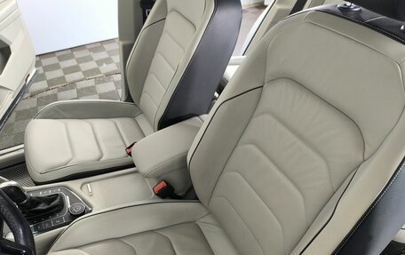 Volkswagen Tiguan II, 2017 год, 2 920 000 рублей, 9 фотография