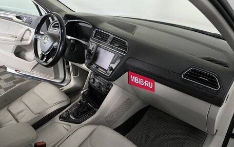 Volkswagen Tiguan II, 2017 год, 2 920 000 рублей, 10 фотография