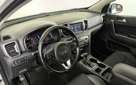 KIA Sportage IV рестайлинг, 2018 год, 2 150 000 рублей, 8 фотография