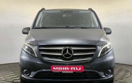 Mercedes-Benz Vito, 2017 год, 3 500 000 рублей, 2 фотография