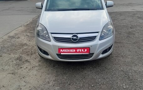 Opel Zafira B, 2012 год, 740 000 рублей, 4 фотография