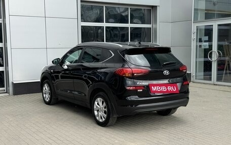 Hyundai Tucson III, 2019 год, 2 355 000 рублей, 5 фотография