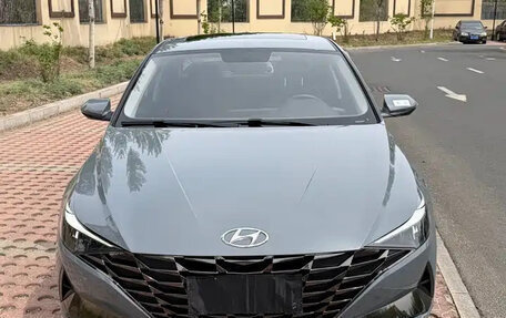 Hyundai Elantra, 2022 год, 1 400 000 рублей, 2 фотография