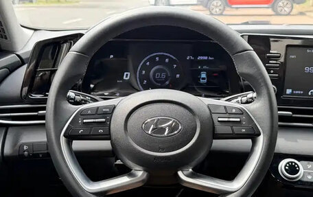 Hyundai Elantra, 2022 год, 1 400 000 рублей, 9 фотография
