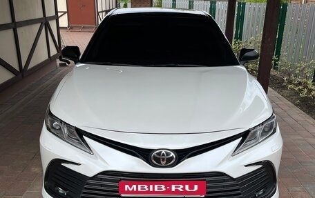 Toyota Camry, 2021 год, 3 455 000 рублей, 1 фотография