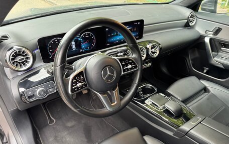 Mercedes-Benz CLA, 2020 год, 2 990 000 рублей, 11 фотография