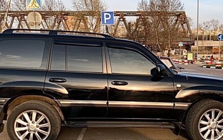 Toyota Land Cruiser 100 рестайлинг 2, 2006 год, 3 300 000 рублей, 3 фотография
