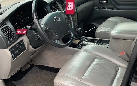 Toyota Land Cruiser 100 рестайлинг 2, 2006 год, 3 300 000 рублей, 13 фотография