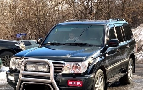 Toyota Land Cruiser 100 рестайлинг 2, 2006 год, 3 300 000 рублей, 5 фотография
