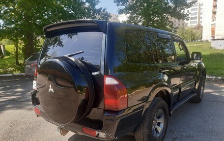 Mitsubishi Pajero III рестайлинг, 2004 год, 950 000 рублей, 11 фотография