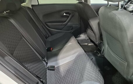 Volkswagen Polo VI (EU Market), 2018 год, 1 110 000 рублей, 14 фотография
