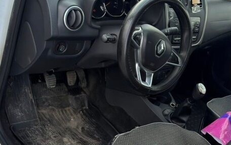Renault Logan II, 2021 год, 650 000 рублей, 7 фотография