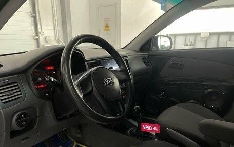 KIA Rio II, 2011 год, 729 000 рублей, 7 фотография