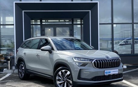 Skoda Kodiaq, 2025 год, 5 999 000 рублей, 3 фотография