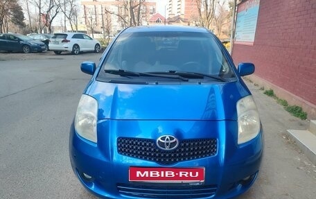 Toyota Yaris III рестайлинг, 2007 год, 497 000 рублей, 1 фотография