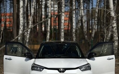 Toyota Raize I, 2020 год, 1 690 000 рублей, 1 фотография
