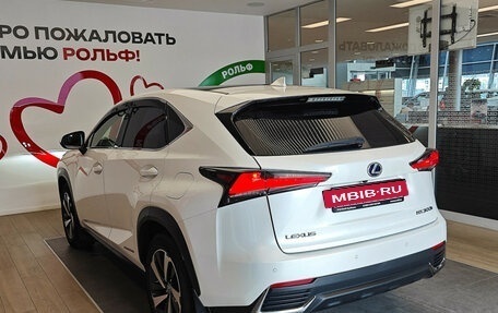 Lexus NX I, 2018 год, 3 790 000 рублей, 7 фотография