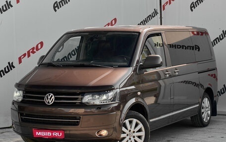 Volkswagen Multivan T5, 2012 год, 2 690 000 рублей, 1 фотография