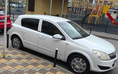 Opel Astra H, 2008 год, 385 000 рублей, 1 фотография