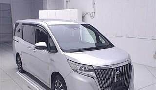 Toyota Esquire I, 2017 год, 1 695 000 рублей, 1 фотография