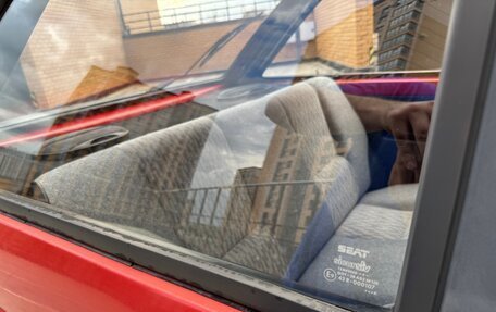 SEAT Ibiza IV рестайлинг 2, 1991 год, 240 000 рублей, 14 фотография