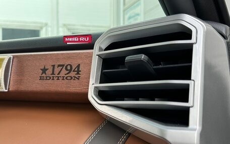 Toyota Tundra, 2022 год, 12 750 000 рублей, 25 фотография