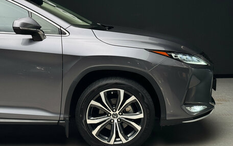 Lexus RX IV рестайлинг, 2019 год, 4 800 000 рублей, 7 фотография