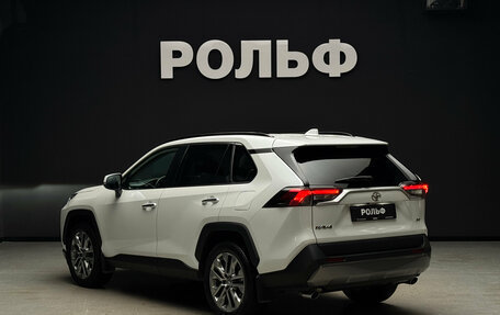 Toyota RAV4, 2021 год, 3 800 000 рублей, 3 фотография