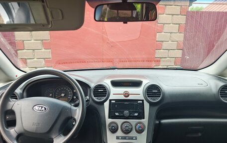 KIA Carens III (RP), 2009 год, 850 000 рублей, 11 фотография
