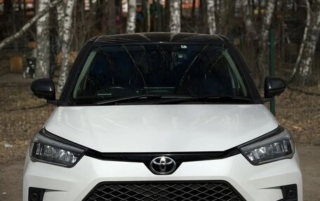 Toyota Raize I, 2020 год, 1 690 000 рублей, 2 фотография
